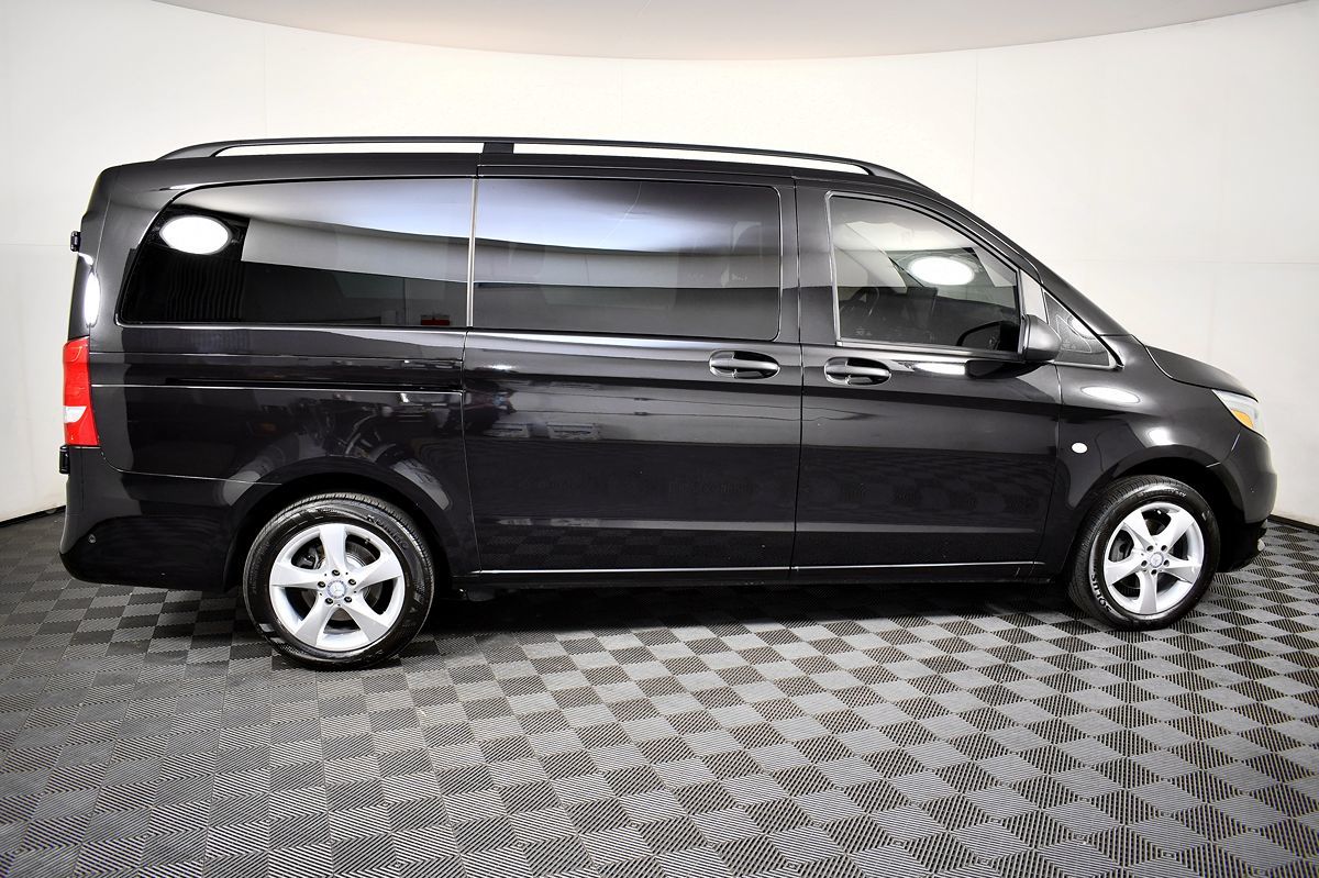 2016 Mercedes Benz Metris Passenger Van photo 7