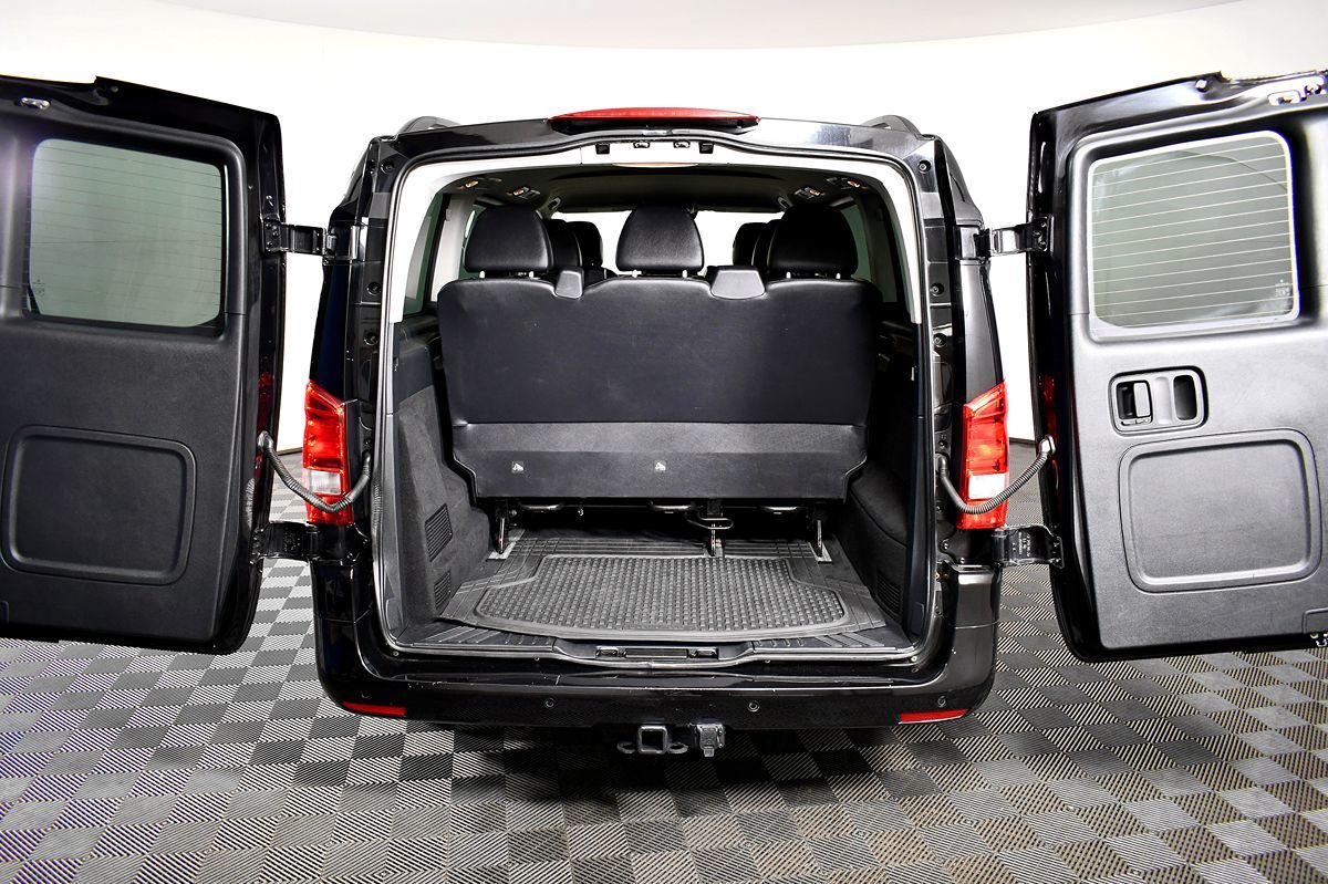 2016 Mercedes Benz Metris Passenger Van photo 14