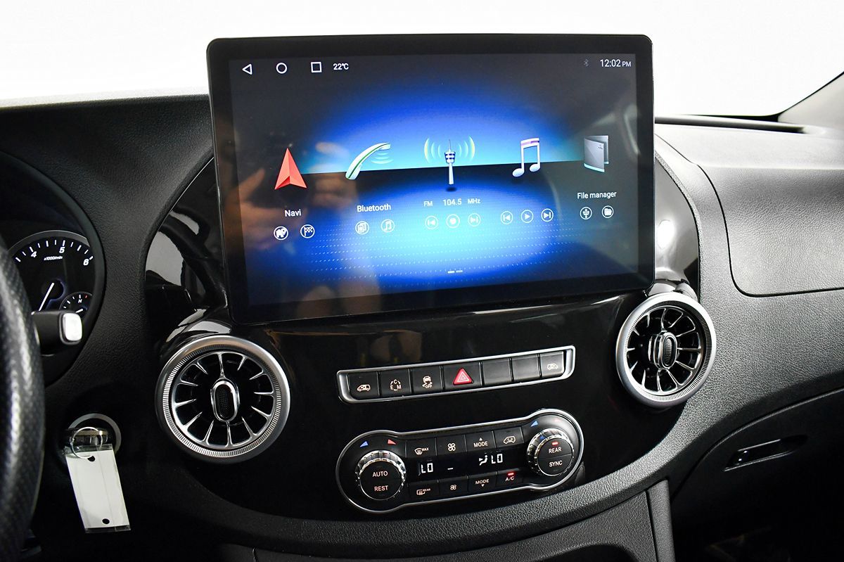 2016 Mercedes Benz Metris Passenger Van photo 29