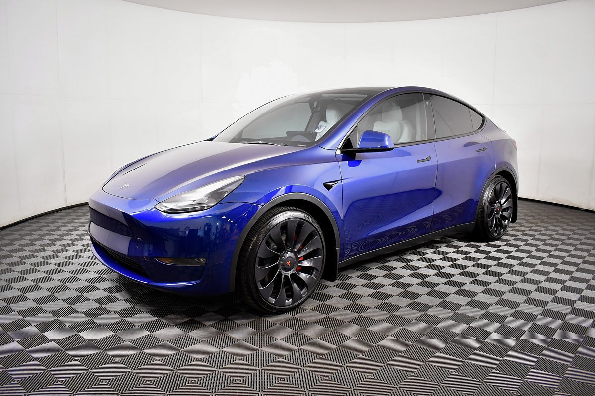 2023 Tesla Model Y Performance photo 44