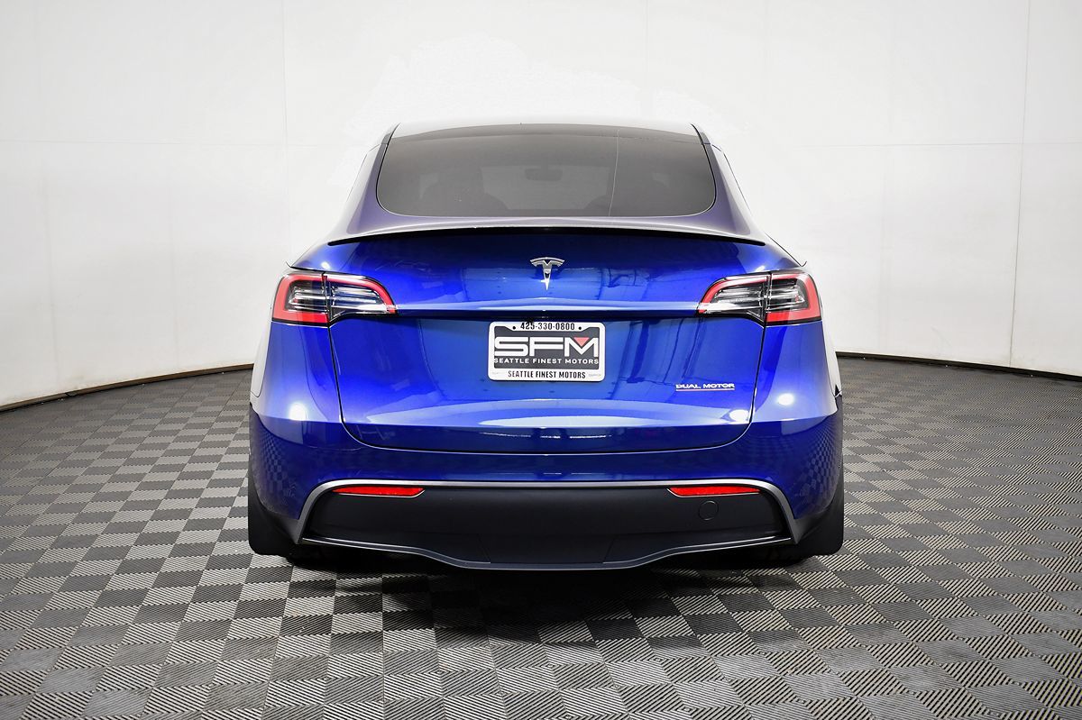 2023 Tesla Model Y Performance photo 10