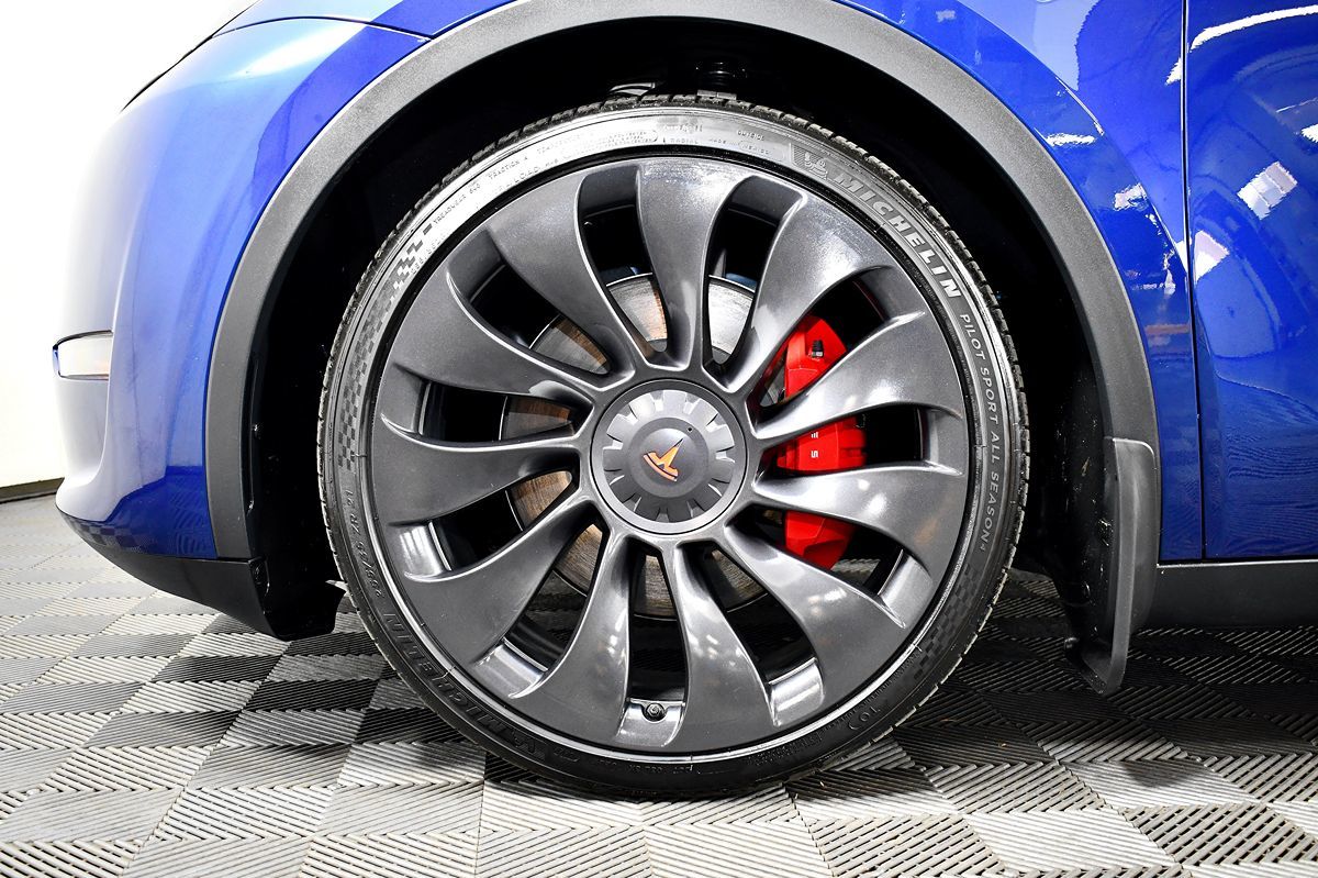 2023 Tesla Model Y Performance photo 43