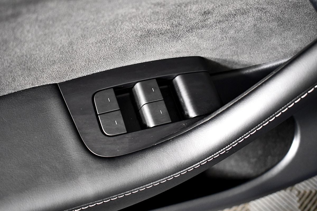 2023 Tesla Model Y Performance photo 15
