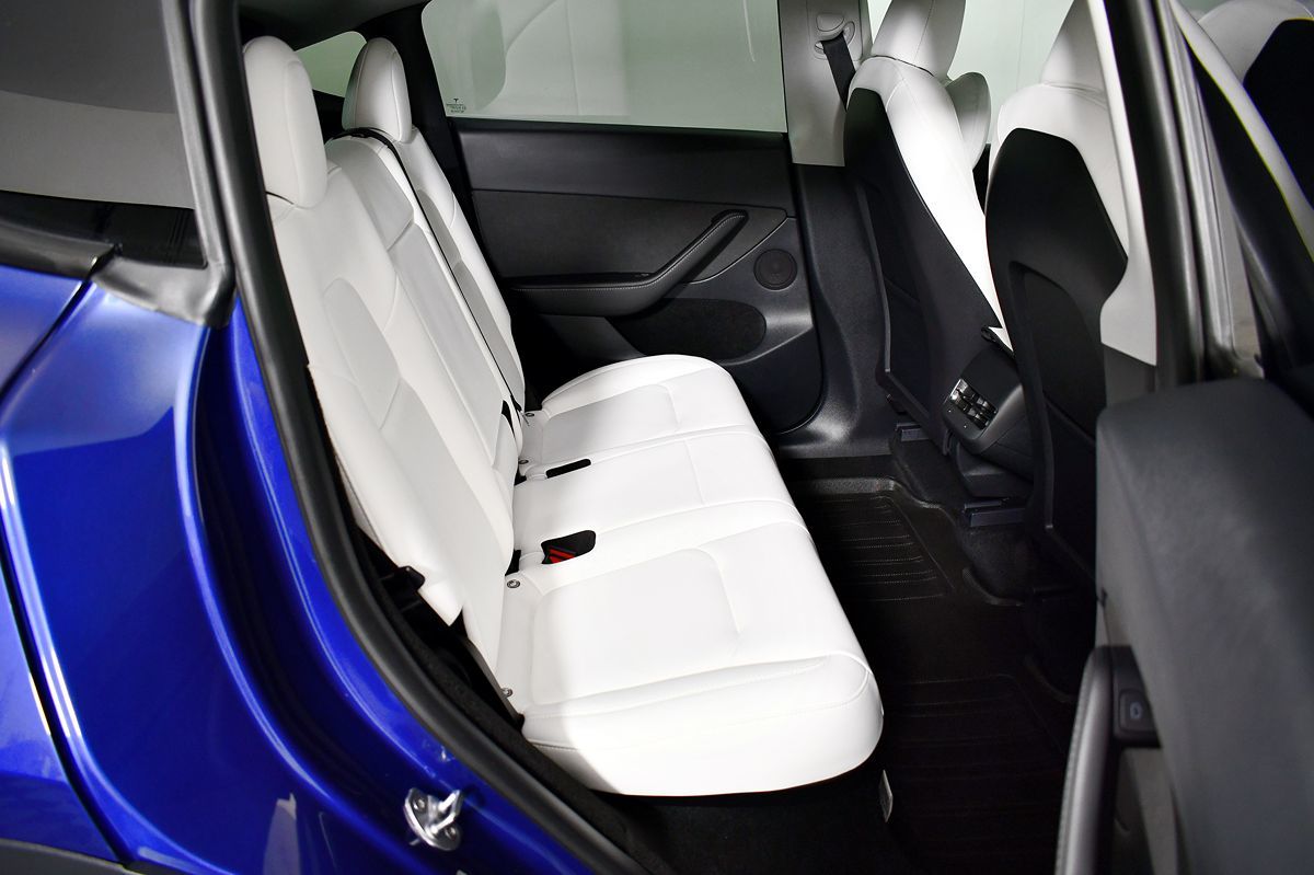 2023 Tesla Model Y Performance photo 36