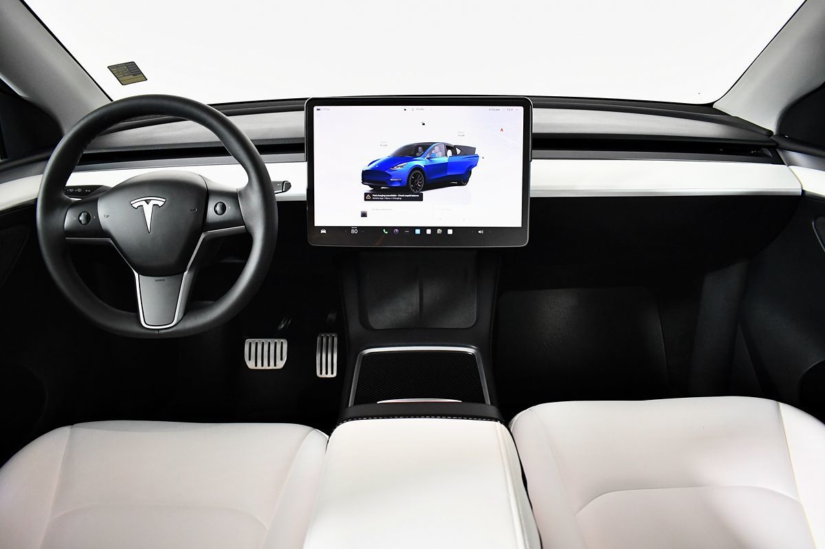 2023 Tesla Model Y Performance photo 20