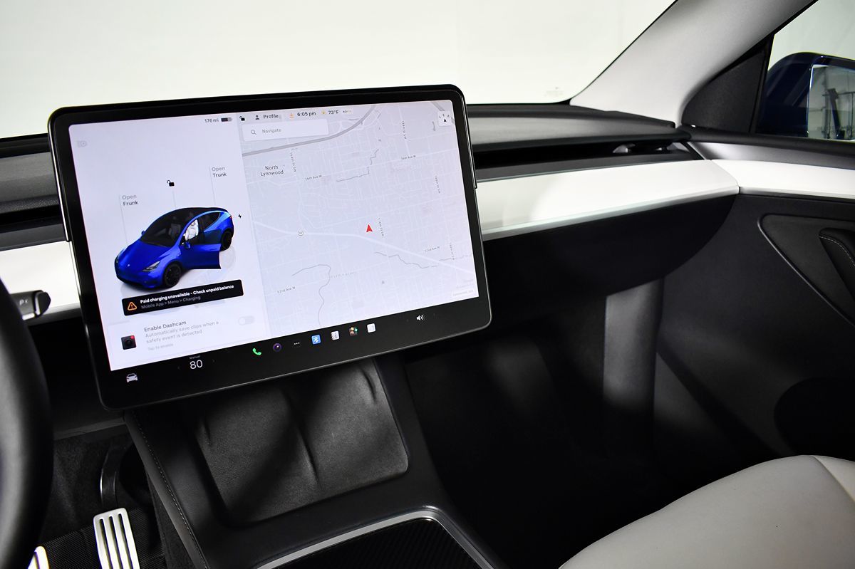 2023 Tesla Model Y Performance photo 26