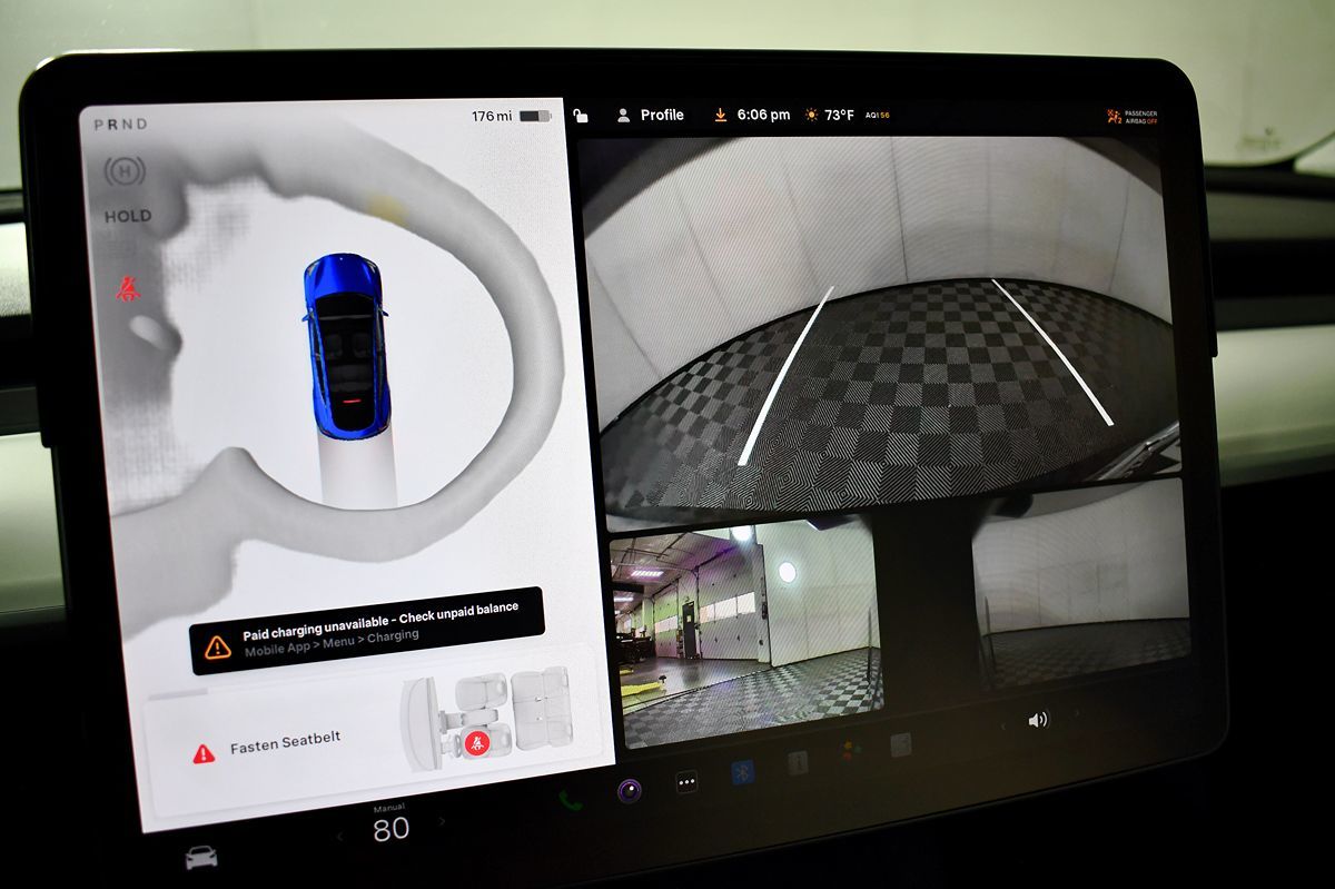 2023 Tesla Model Y Performance photo 28