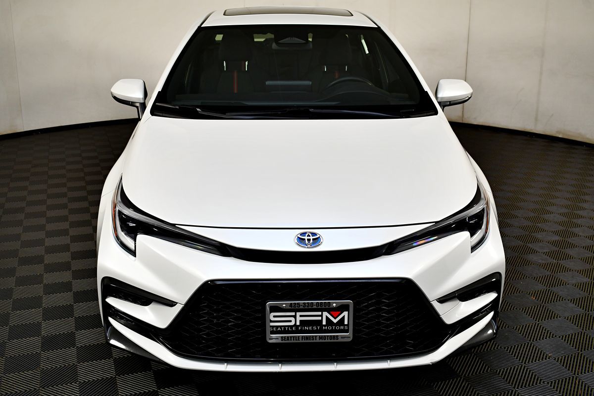 2023 Toyota Corolla Hybrid SE photo 3