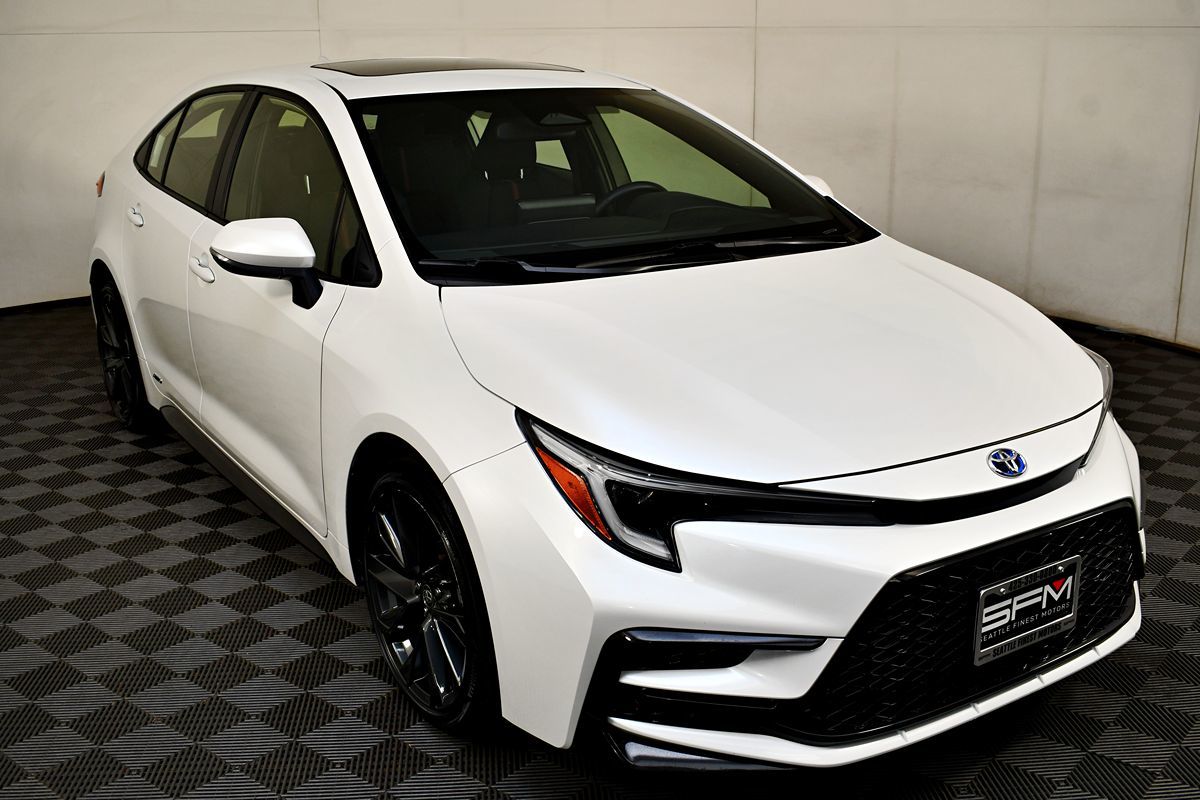 2023 Toyota Corolla Hybrid SE photo 4