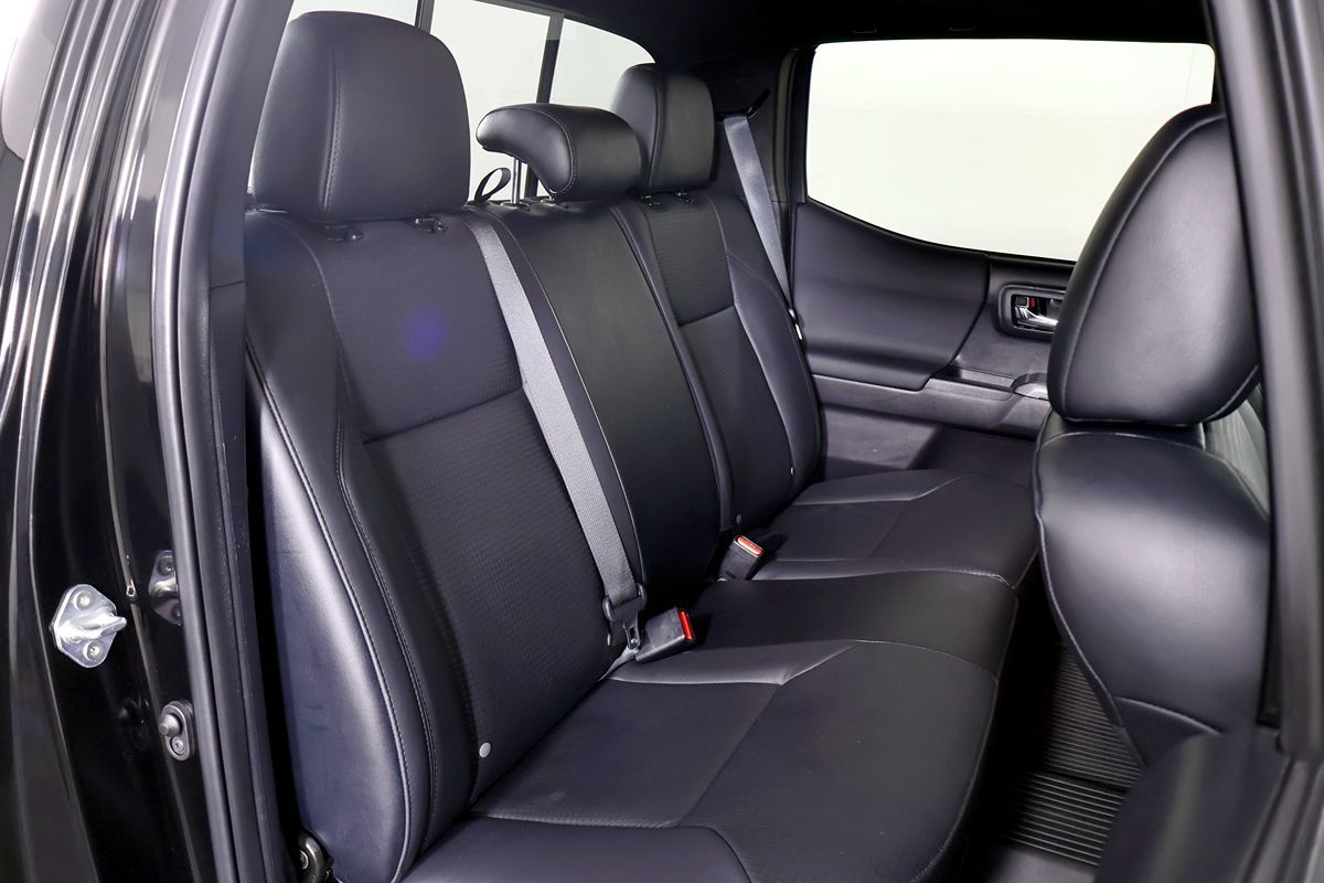 2023 Toyota Tacoma TRD photo 26