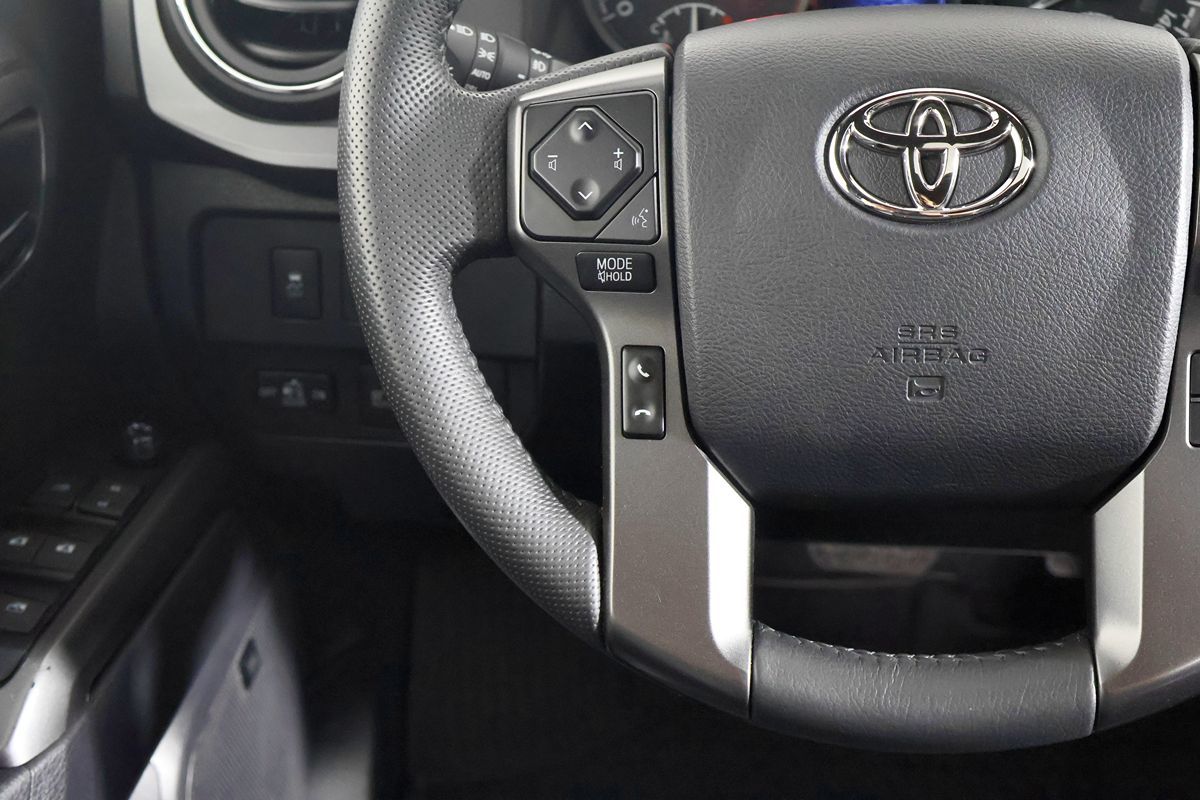 2023 Toyota Tacoma TRD photo 34