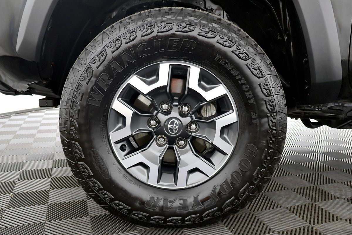 2023 Toyota Tacoma TRD photo 48