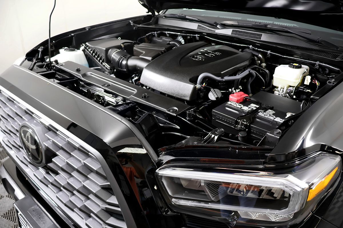 2023 Toyota Tacoma TRD photo 45