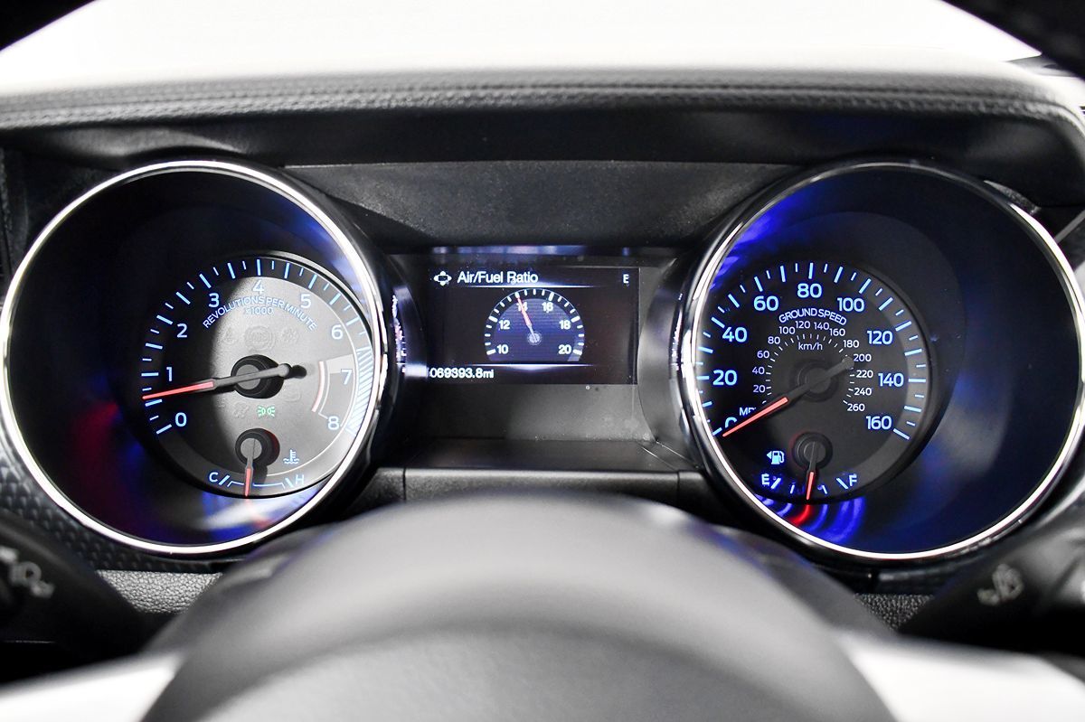 2017 Ford Mustang GT Premium photo 25