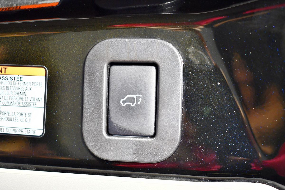 2015 Toyota Sienna Limited Premium photo 48