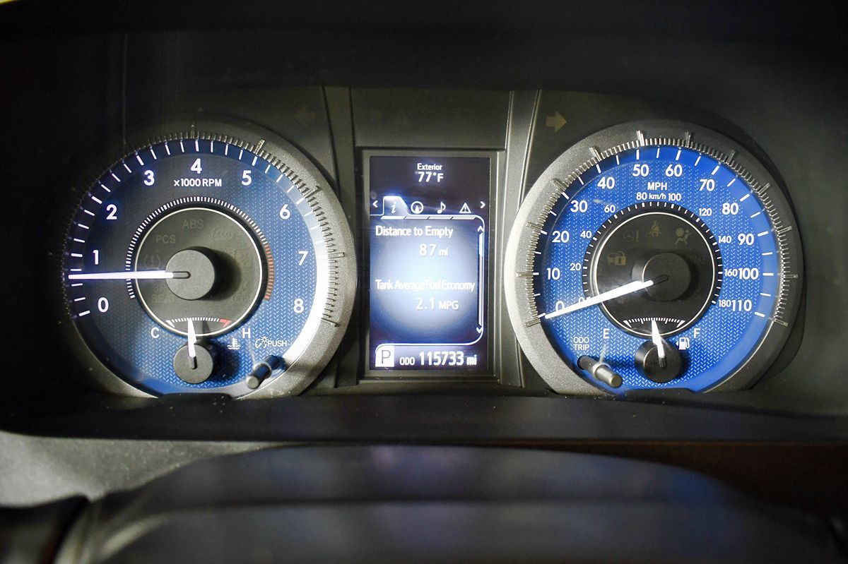 2015 Toyota Sienna Limited Premium photo 27