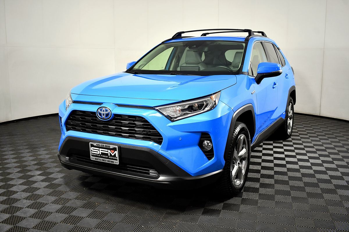 2021 Toyota RAV4 Hybrid XLE Premium photo 3