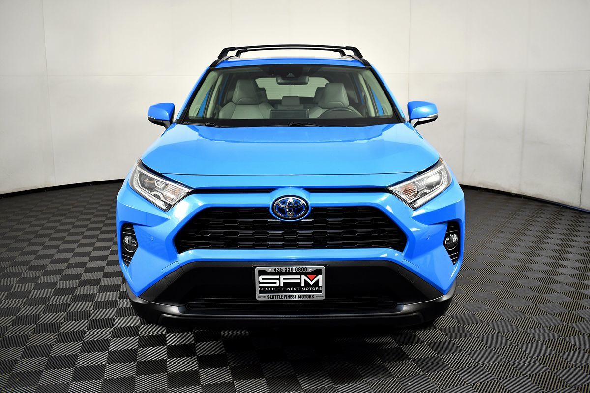 2021 Toyota RAV4 Hybrid XLE Premium photo 4