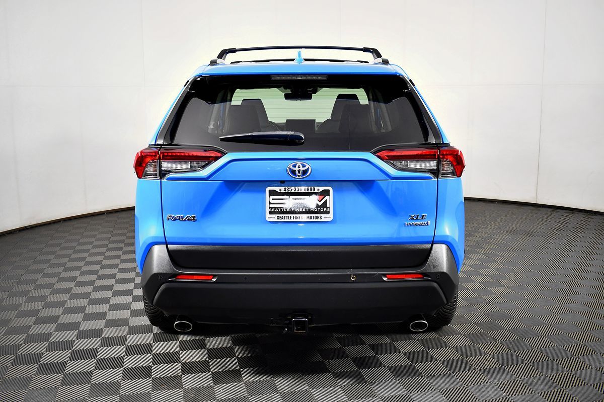 2021 Toyota RAV4 Hybrid XLE Premium photo 10