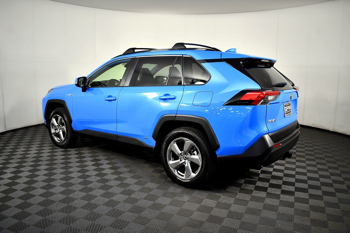2021 Toyota RAV4 Hybrid XLE Premium photo 12