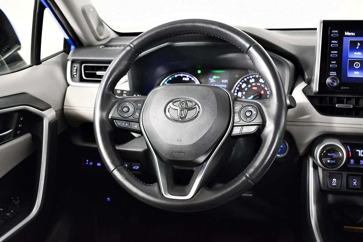 2021 Toyota RAV4 Hybrid XLE Premium photo 22