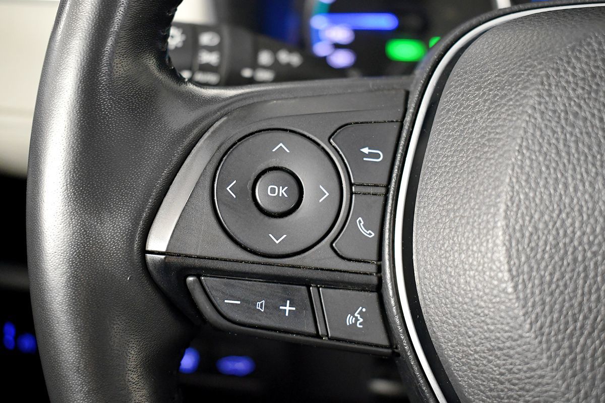2021 Toyota RAV4 Hybrid XLE Premium photo 23