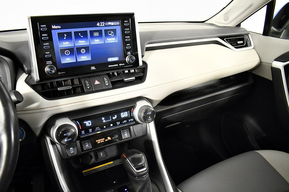 2021 Toyota RAV4 Hybrid XLE Premium photo 26