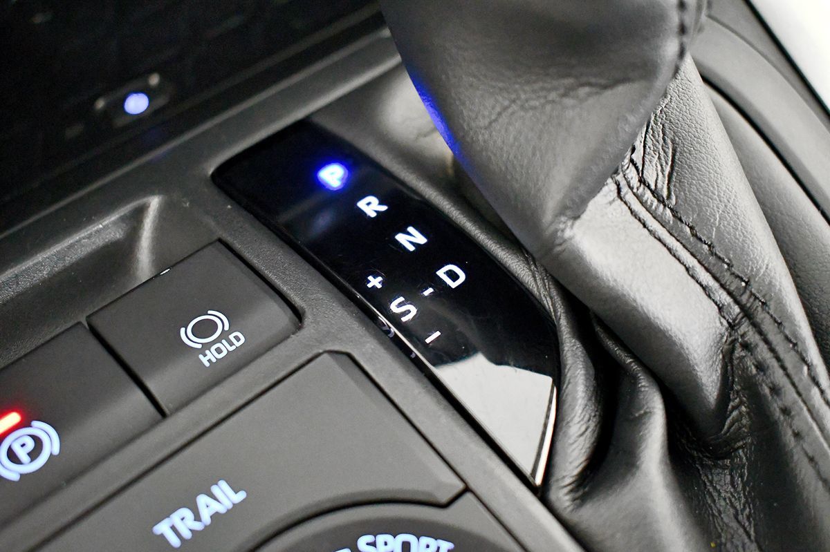 2021 Toyota RAV4 Hybrid XLE Premium photo 33