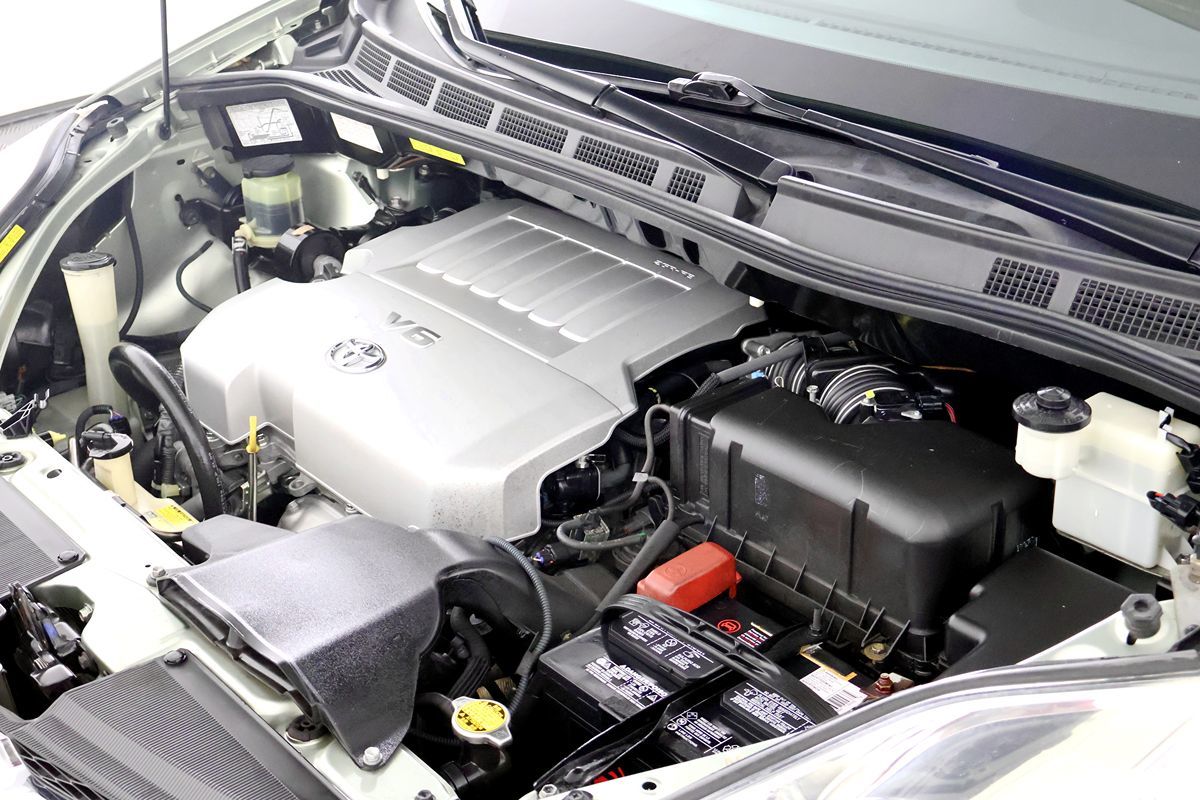 2010 Toyota Sienna XLE Limited photo 47