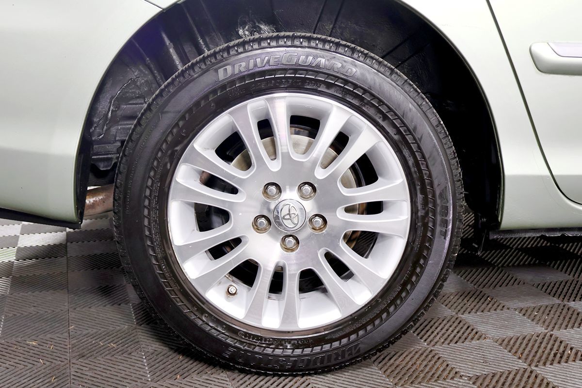 2010 Toyota Sienna XLE Limited photo 50