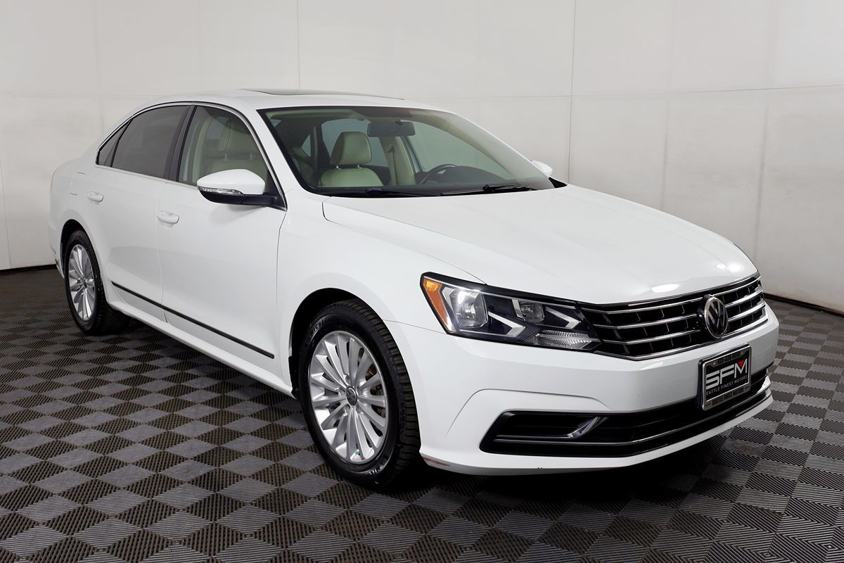 2016 Volkswagen Passat TDI SE photo 2