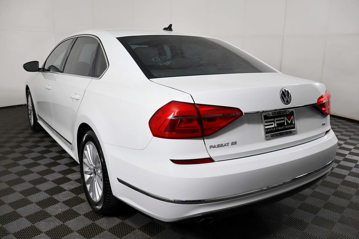 2016 Volkswagen Passat TDI SE photo 8