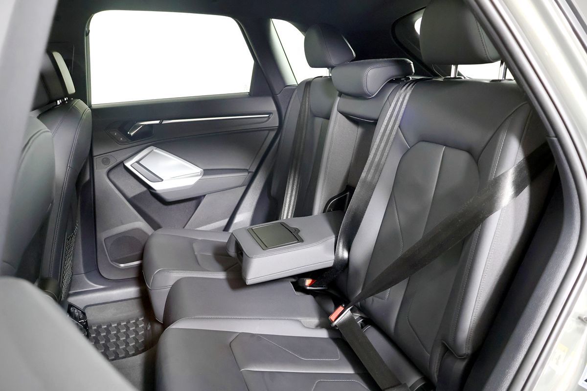 2022 Audi Q3 S line Premium Plus 45 TFSI photo 20