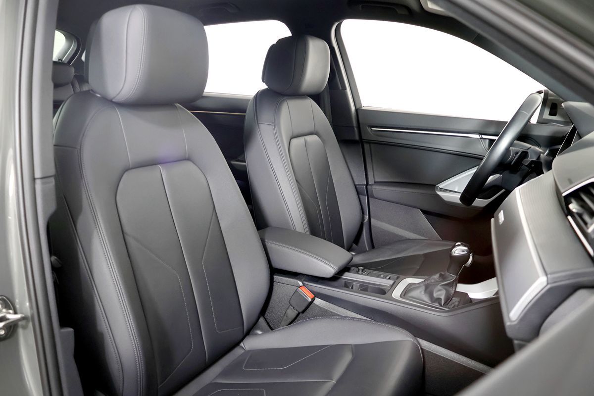 2022 Audi Q3 S line Premium Plus 45 TFSI photo 24