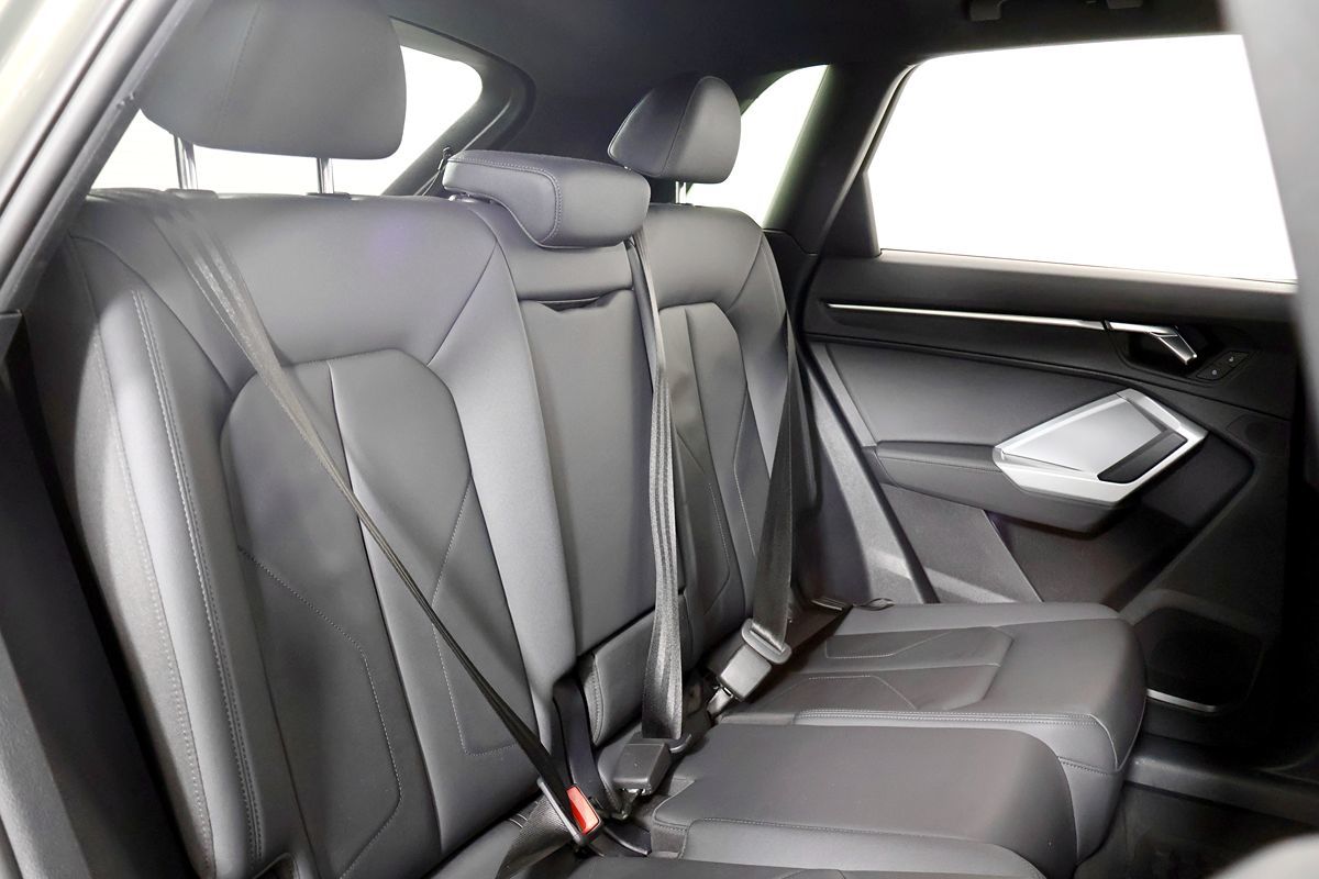 2022 Audi Q3 S line Premium Plus 45 TFSI photo 28