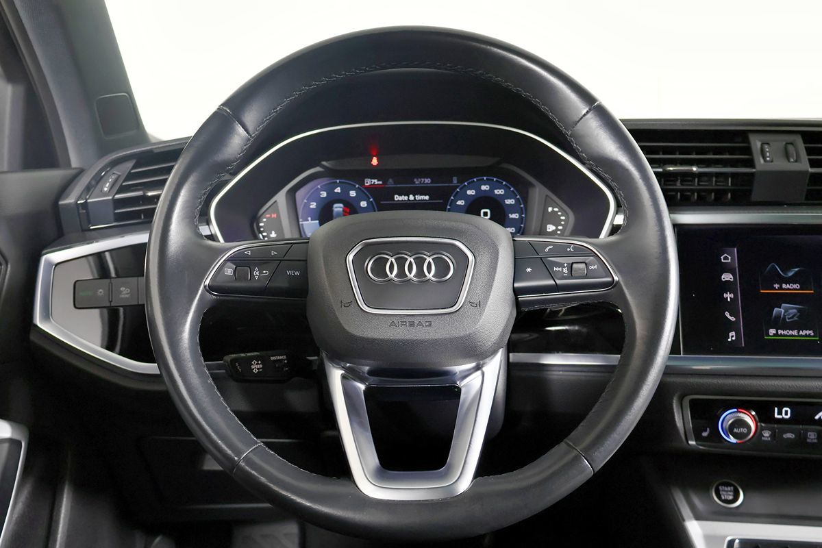 2022 Audi Q3 S line Premium Plus 45 TFSI photo 31