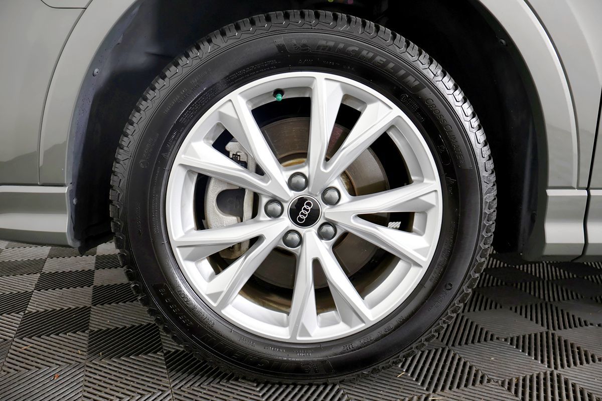 2022 Audi Q3 S line Premium Plus 45 TFSI photo 48