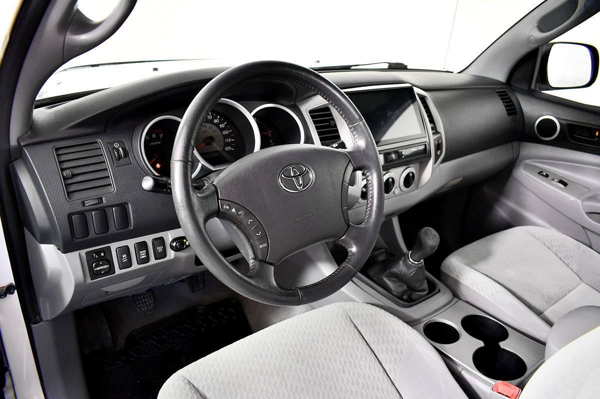 2010 Toyota Tacoma 4x4 Access Cab photo 19