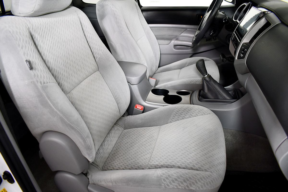 2010 Toyota Tacoma 4x4 Access Cab photo 36