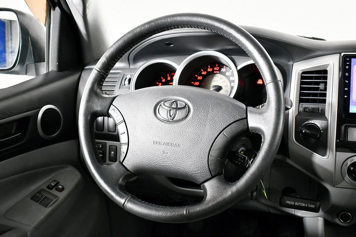 2010 Toyota Tacoma 4x4 Access Cab photo 22