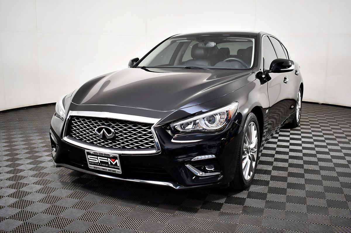 2020 Infiniti Q50 3.0t LUXE photo 3