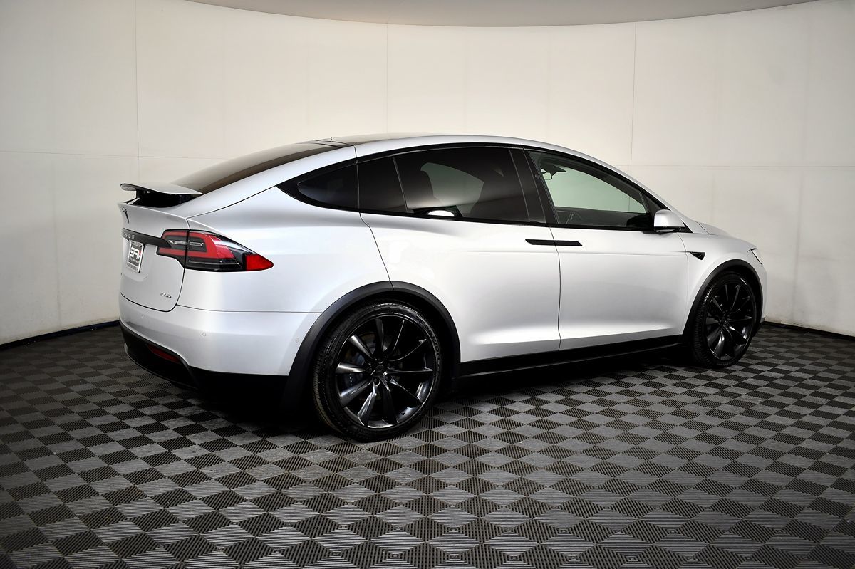 2018 Tesla Model X 100D photo 9