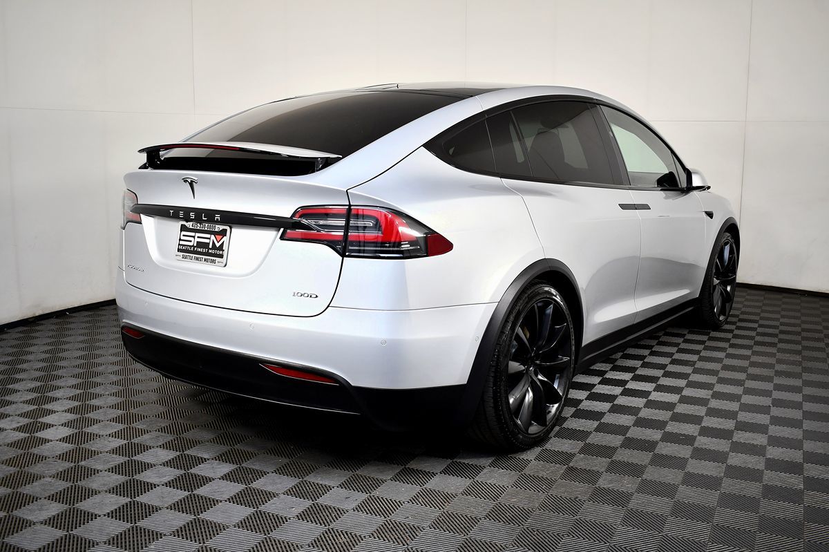 2018 Tesla Model X 100D photo 10