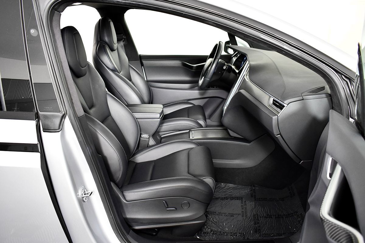 2018 Tesla Model X 100D photo 38