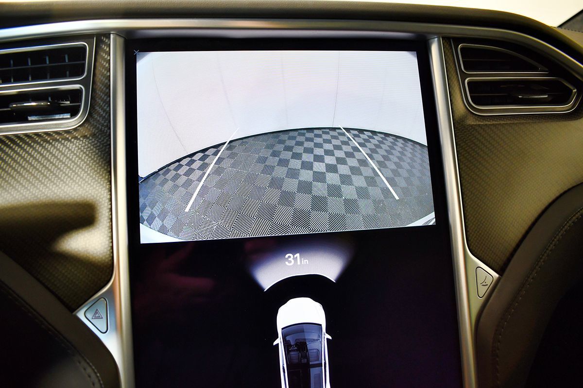 2018 Tesla Model X 100D photo 32