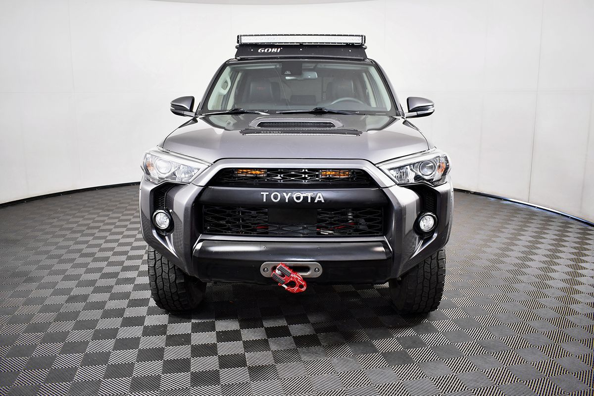 2020 Toyota 4Runner TRD Premium photo 4