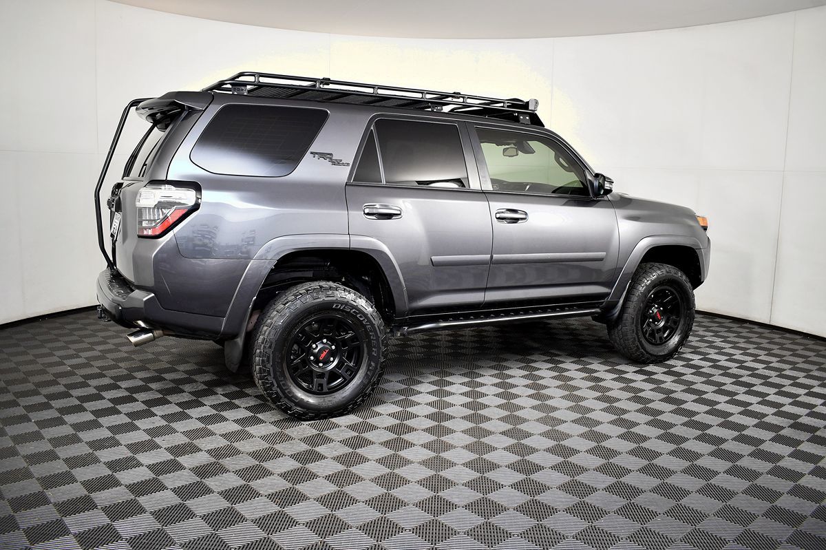 2020 Toyota 4Runner TRD Premium photo 8