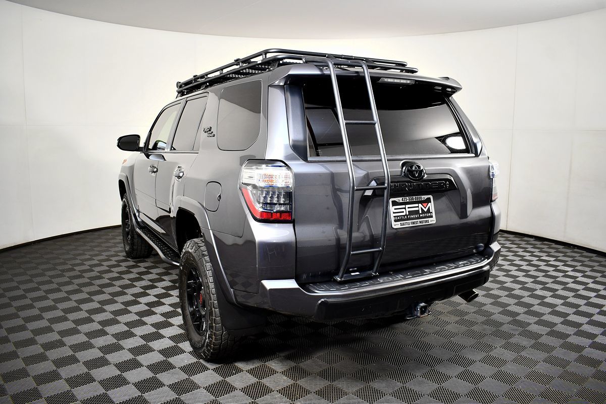 2020 Toyota 4Runner TRD Premium photo 11
