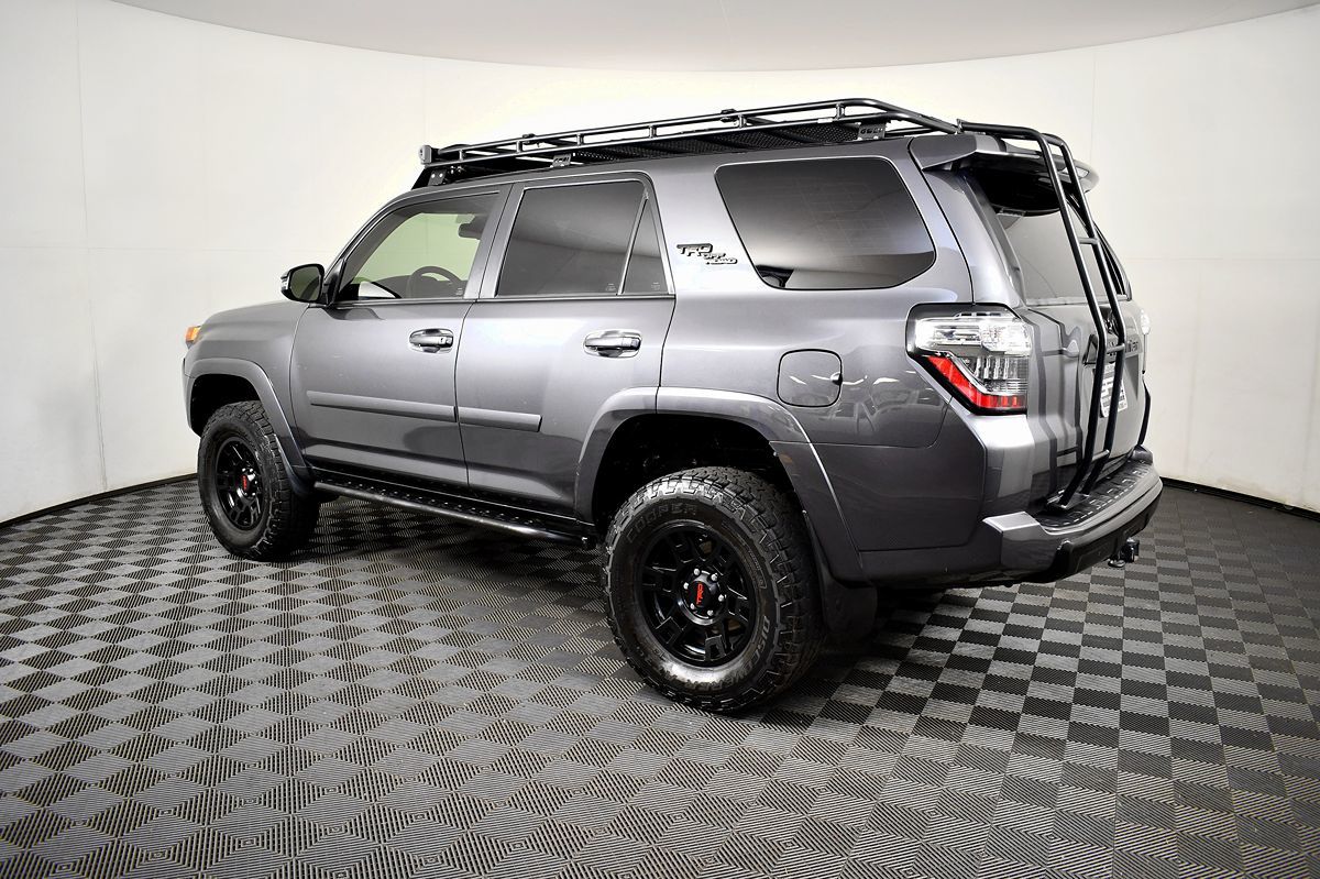 2020 Toyota 4Runner TRD Premium photo 12