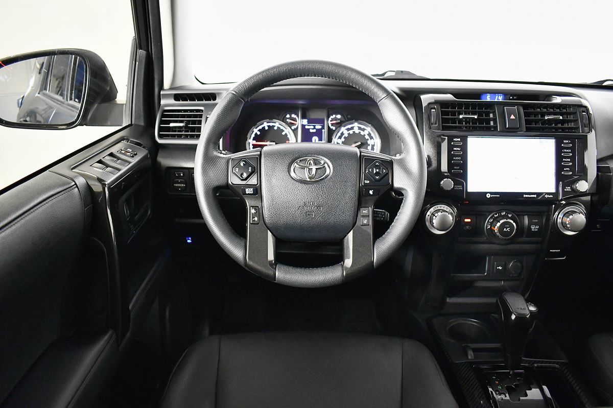 2020 Toyota 4Runner TRD Premium photo 21